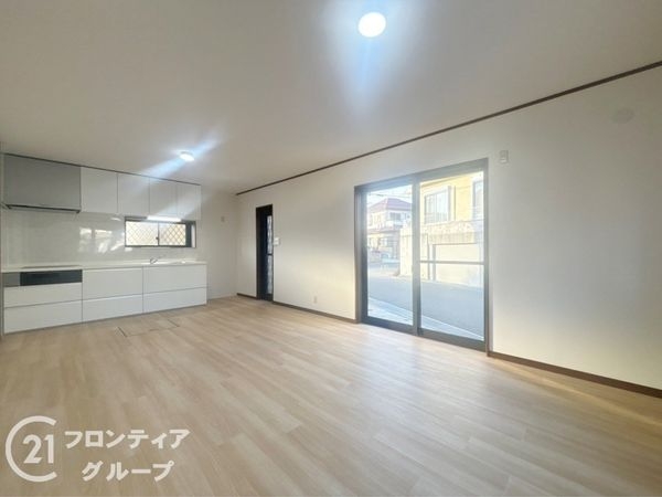 神戸市西区玉津町高津橋　中古一戸建て