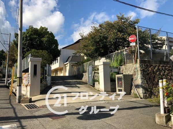 神戸市須磨区若木町３丁目の中古一戸建て(神戸市立飛松中学校)