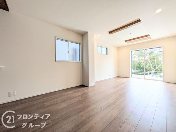 神戸市垂水区南多聞台８丁目　新築一戸建て　１期　1号棟