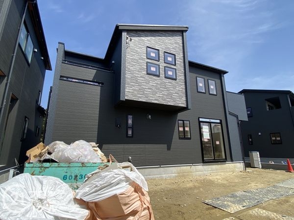 明石市魚住町中尾　新築一戸建て　2号棟