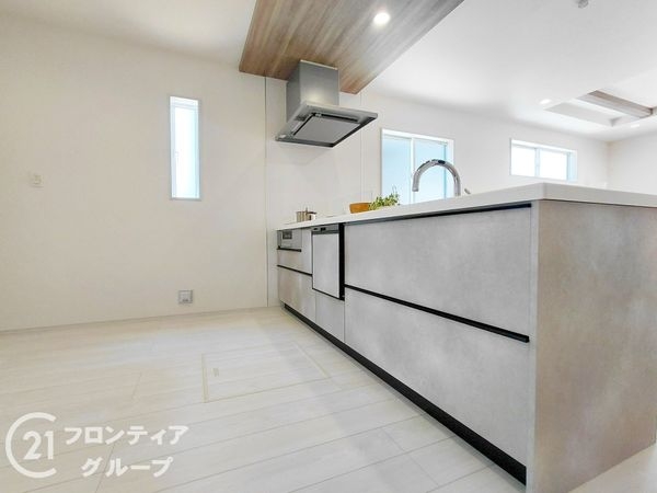 明石市魚住町中尾　新築一戸建て　２期　１号棟