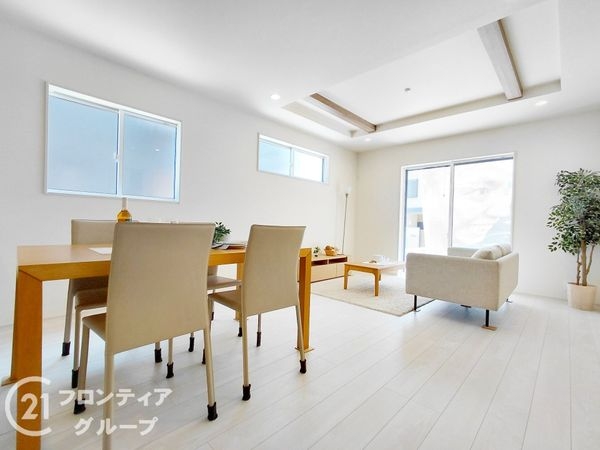 明石市魚住町中尾　新築一戸建て　２期　１号棟