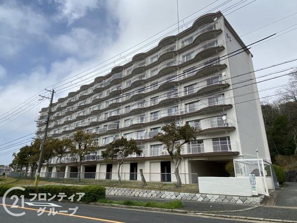 北須磨団地Ｄ２棟　中古マンション