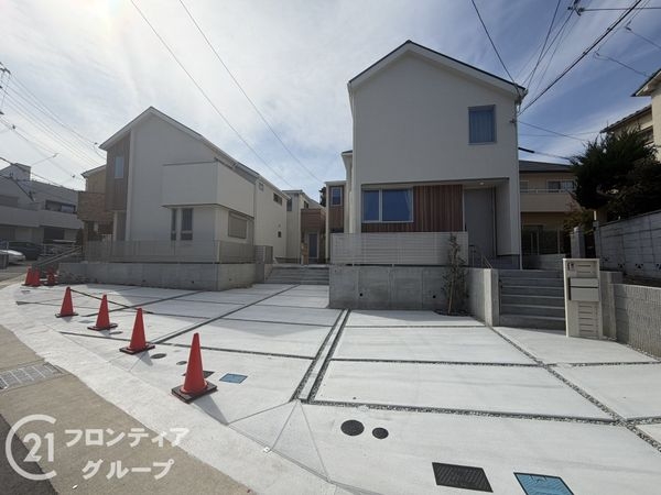 神戸市須磨区関守町　新築一戸建て　２号棟