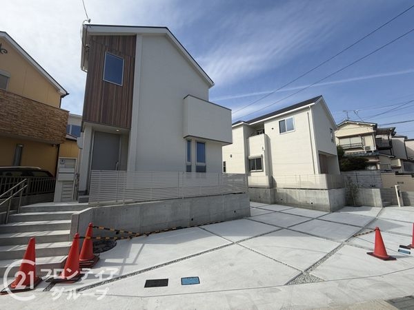 神戸市須磨区関守町　新築一戸建て　３号棟