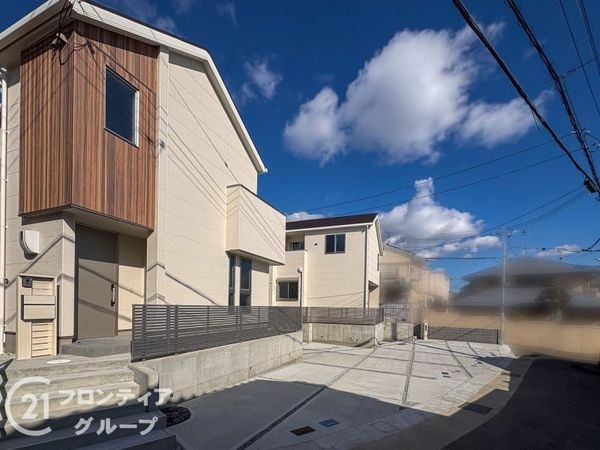 神戸市須磨区関守町　新築一戸建て　３号棟