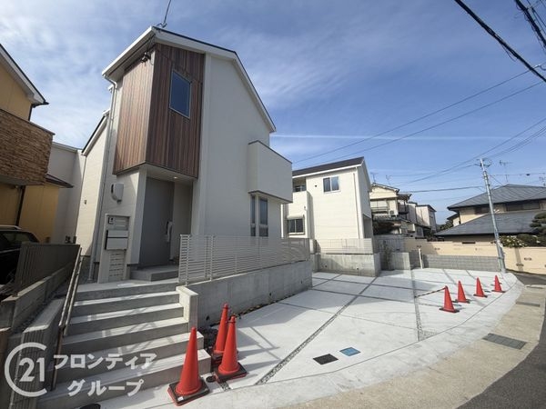 神戸市須磨区関守町　新築一戸建て　３号棟