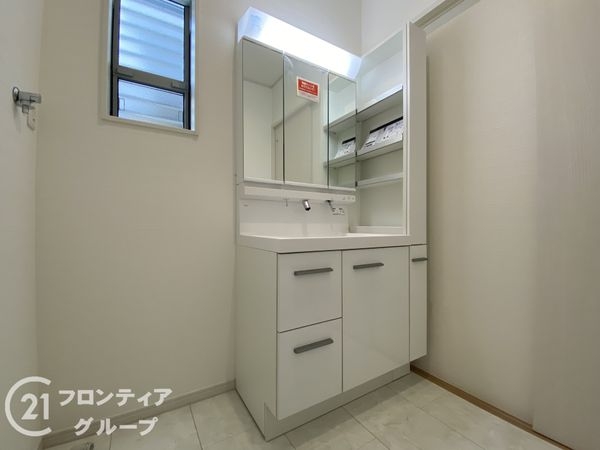 神戸市西区持子２丁目　新築一戸建て