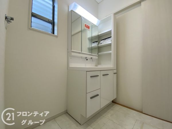 神戸市西区持子２丁目　新築一戸建て