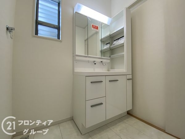 神戸市西区持子２丁目　新築一戸建て