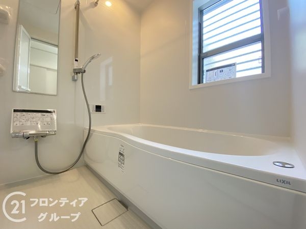 神戸市西区持子２丁目　新築一戸建て