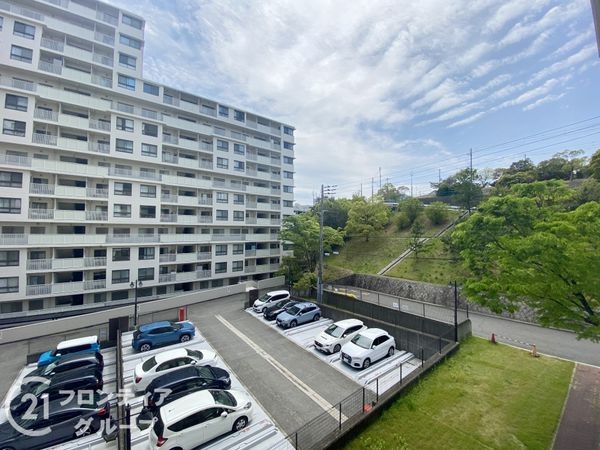 須磨パークヒルズＦ棟　中古マンション