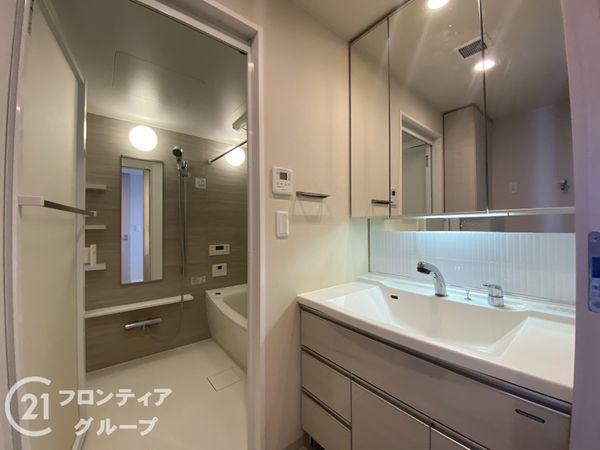 ワコーレ西明石ステーションマークス　中古マンション