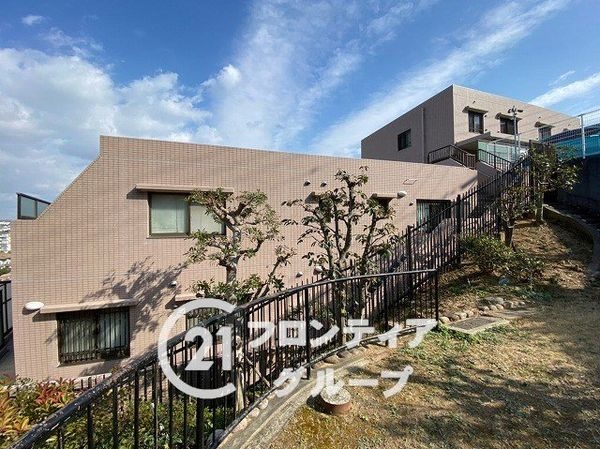 ロイアルヒルズ舞子　中古マンション