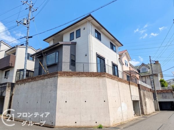 神戸市西区玉津町二ツ屋　中古一戸建て