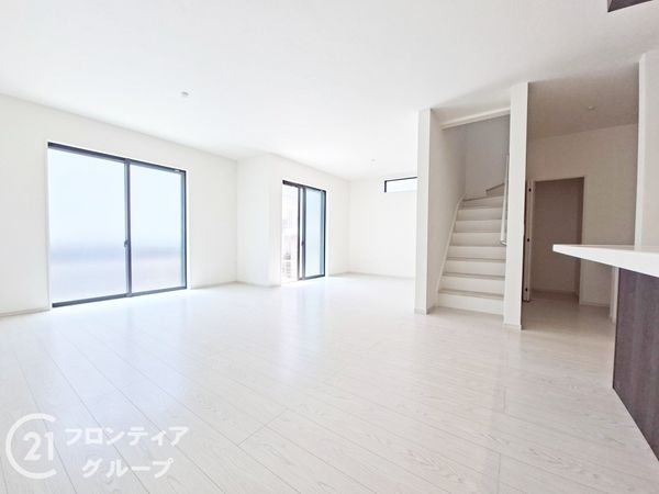 神戸市須磨区北落合５丁目　新築一戸建て　１期　１号棟