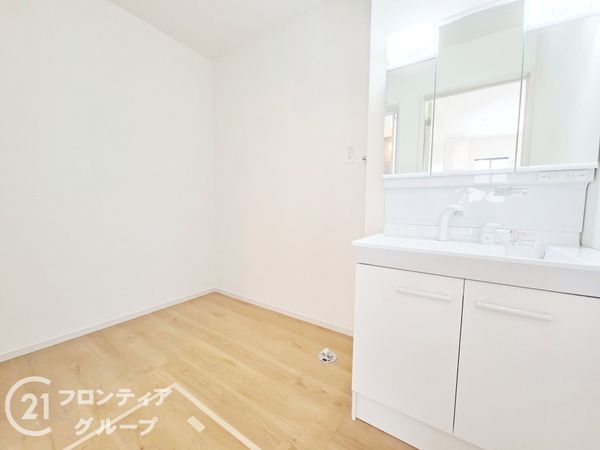 神戸市須磨区北落合５丁目　新築一戸建て　１期　２号棟