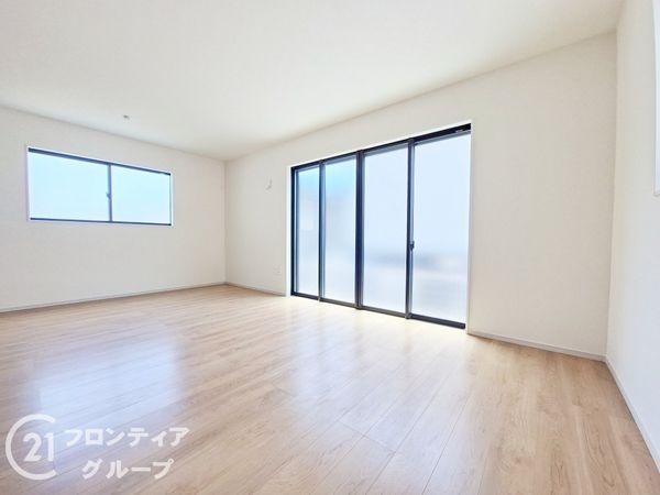 神戸市須磨区北落合５丁目　新築一戸建て　１期　２号棟