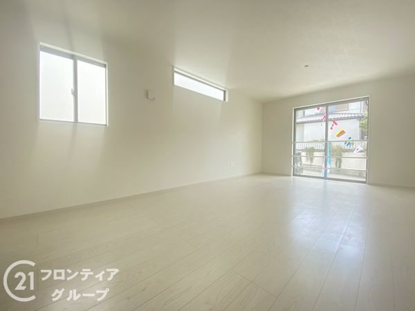 神戸市垂水区桃山台１丁目　新築一戸建て　２期　１号棟