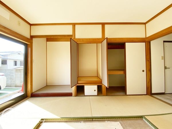 明石市魚住町西岡の中古一戸建て