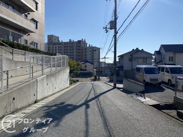 ルネ・ヒルトップフラッツ　中古マンション