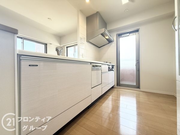 ルネ・ヒルトップフラッツ　中古マンション