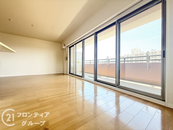 ルネ・ヒルトップフラッツ　中古マンション