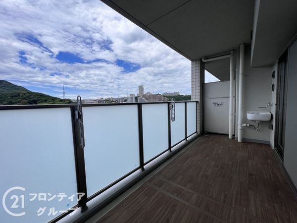 プレサンスロジェ須磨妙法寺桜の杜ＥＡＳＴＨＩＬＬＳ　中古マ…