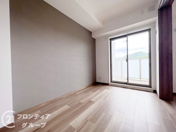 プレサンスロジェ須磨妙法寺桜の杜ＥＡＳＴＨＩＬＬＳ　中古マ…