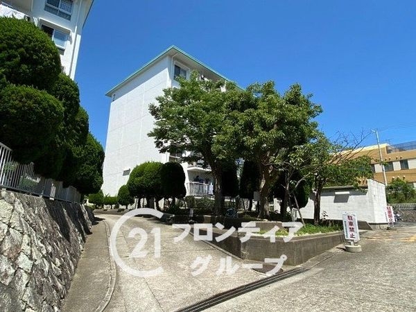垂水高丸住宅２号棟　中古マンション