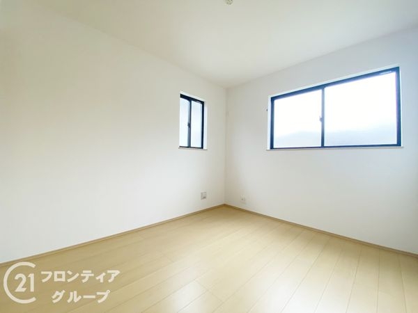 明石市魚住町西岡　新築一戸建て　全１区画