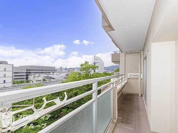 神戸ポートビレジ２号棟　中古マンション