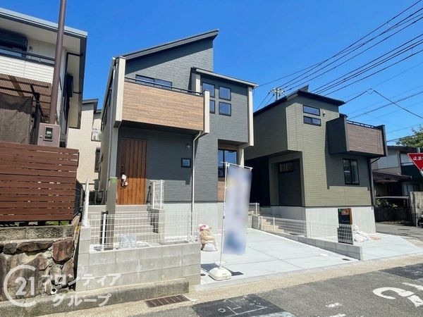神戸市垂水区神陵台９丁目　新築一戸建て　１期　２号棟
