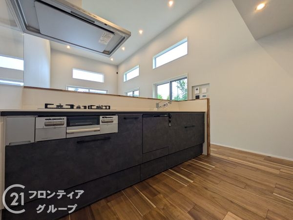 神戸市須磨区北落合４丁目　新築一戸建て　全２区画　B号地