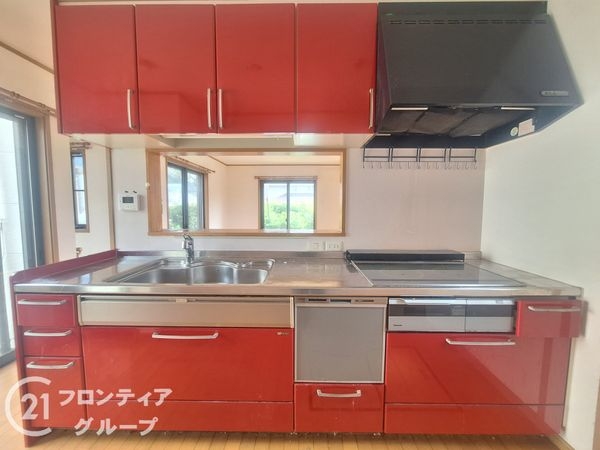 神戸市垂水区朝谷町　中古一戸建て