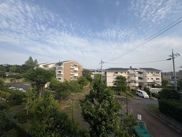 コンフォール学園緑が丘第１　１９号棟　中古マンション