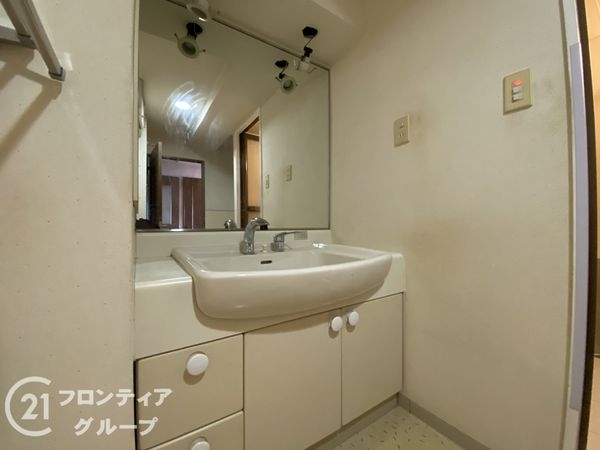 ファミールハイツ明石弐番館　中古マンション