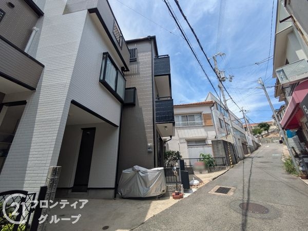 神戸市垂水区王居殿１丁目の中古一戸建て