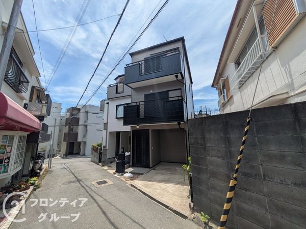 神戸市垂水区王居殿１丁目の中古一戸建て