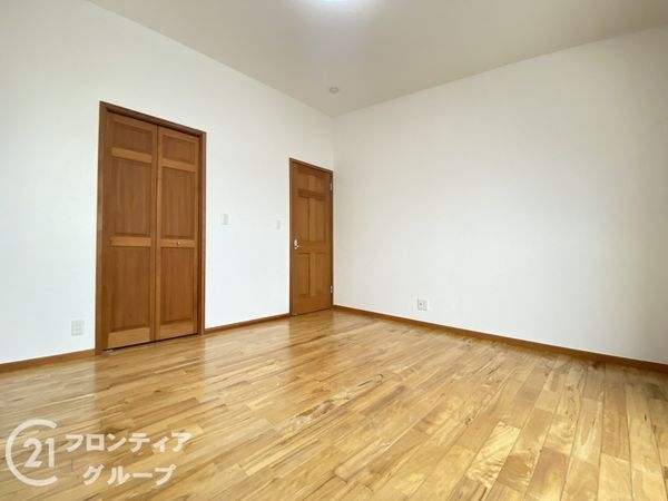 明石市二見町西二見駅前２丁目の中古一戸建て