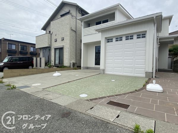 明石市二見町西二見駅前２丁目の中古一戸建て