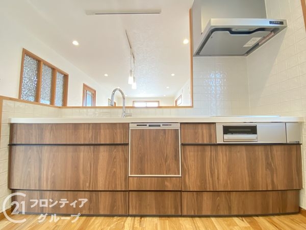 明石市二見町西二見駅前２丁目の中古一戸建て