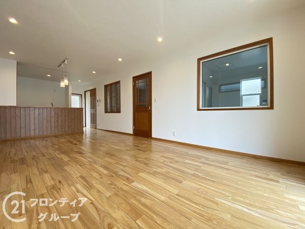 明石市二見町西二見駅前２丁目の中古一戸建て