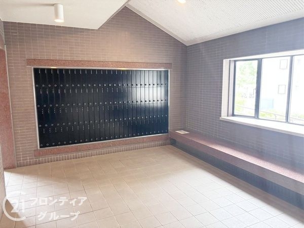 アバンドーネ西神春日台６号棟　中古マンション