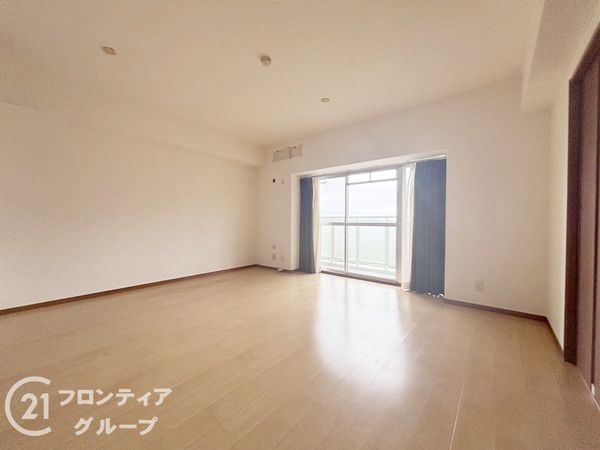 アバンドーネ西神春日台６号棟　中古マンション