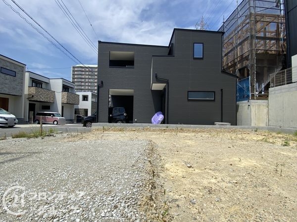 神戸市垂水区清水が丘２丁目　新築一戸建て　１期　５号棟