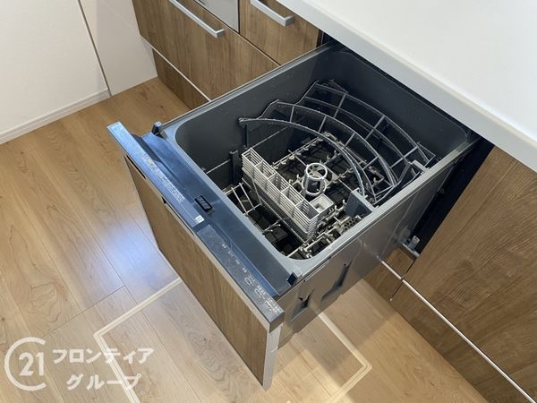 神戸市西区狩場台２丁目　新築一戸建て　３期　２号棟