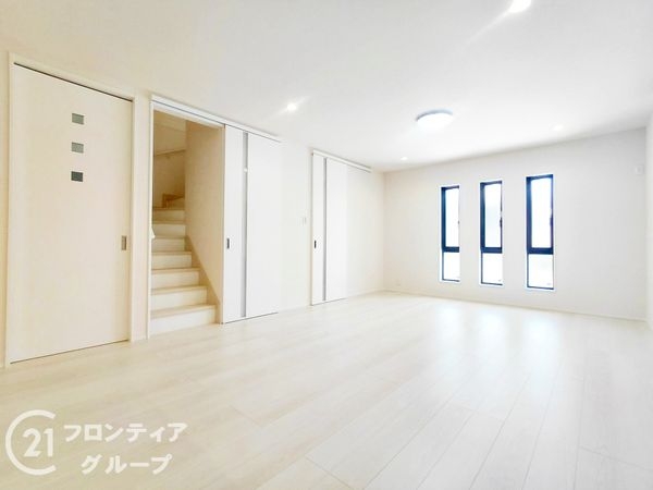 神戸市須磨区緑が丘２丁目　新築一戸建て　B号地
