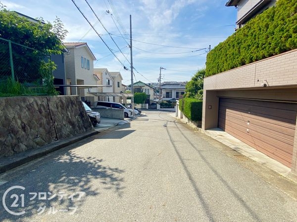 明石市朝霧東町２丁目の中古一戸建て