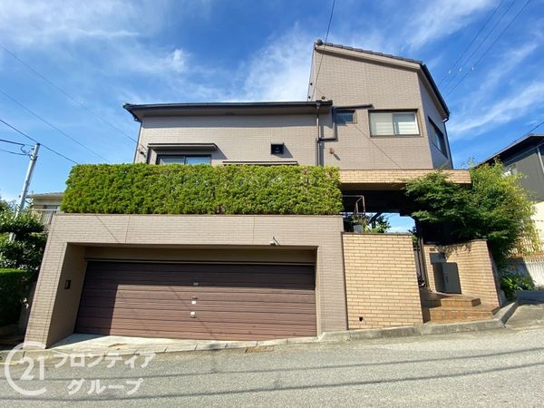 明石市朝霧東町2丁目 中古一戸建て